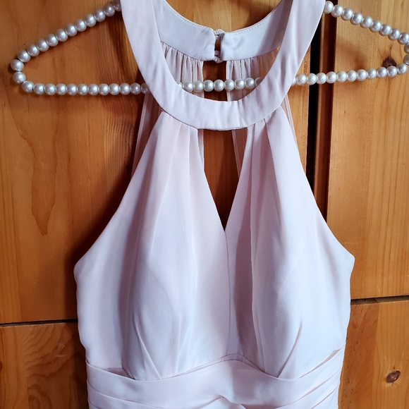 Azazie Very Pale Pink Chiffon Halter Top Cocktail Dress Size 10 - Picture 3 of 10
